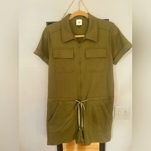 Cabi Olive green romper in size small. Only worn once in excellent condition.